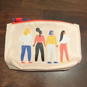 Ipsy Women cosmetic bag